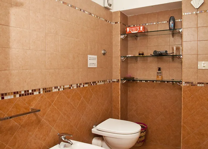 Alojamento de Acomodação e Pequeno-almoço Il Leoncino 4*