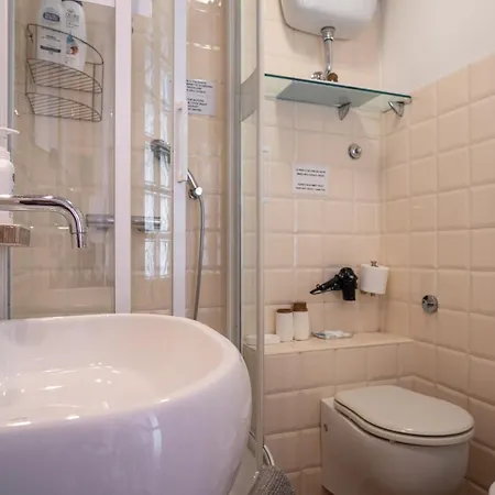 Bed & Breakfast Il Leoncino 4*