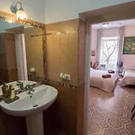 Il Leoncino 4* Rome