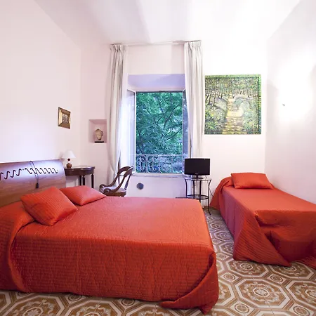 Il Leoncino 4* Rome